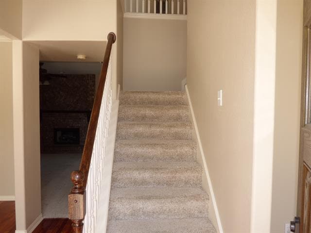 Building Photo - 1820 Sumac Dr