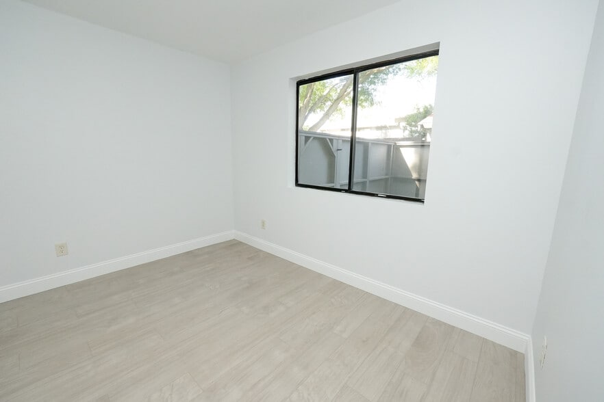 Bedroom Window - 4952 Flat Rock Cir