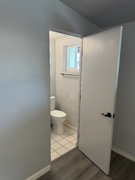 Building Photo - 4240 N 4th Ave