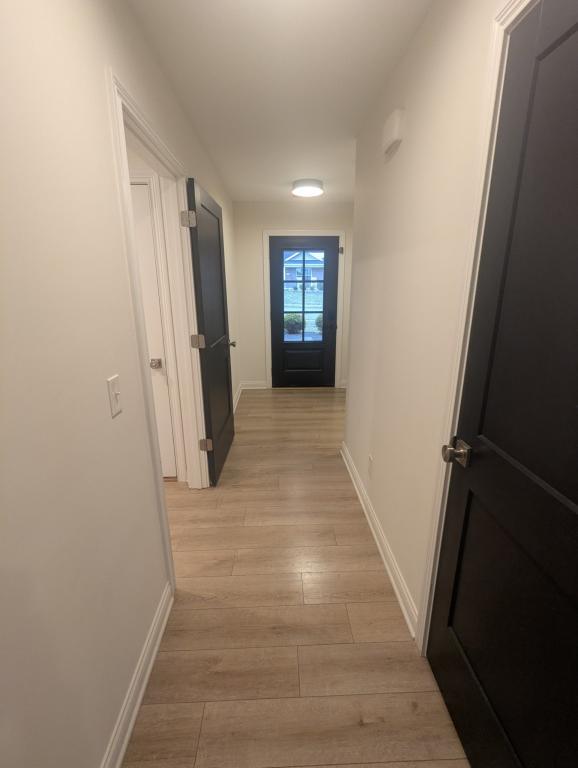 Building Photo - 651 Four Winds Dr