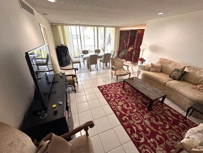 Building Photo - 4832 Esedra Ct