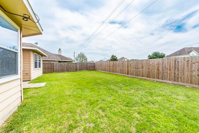 Building Photo - 913 Boxelder Pointe
