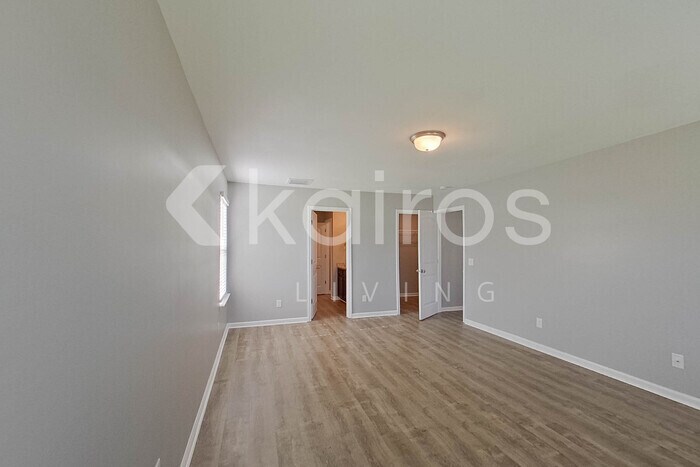 Building Photo - 102 St Matthew Wy