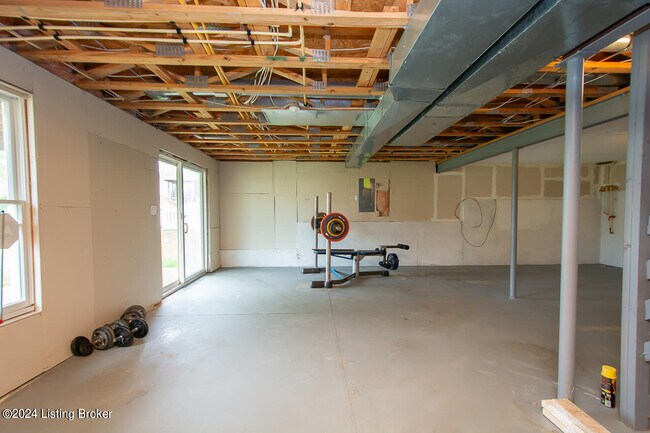 Building Photo - 6702 Shallow Rock Dr