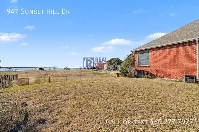 Building Photo - 947 Sunset Hill Dr