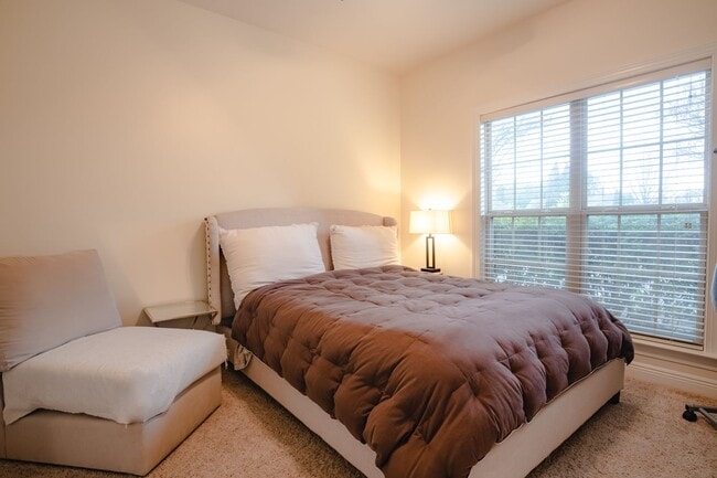 Building Photo - Solamere Subdivision