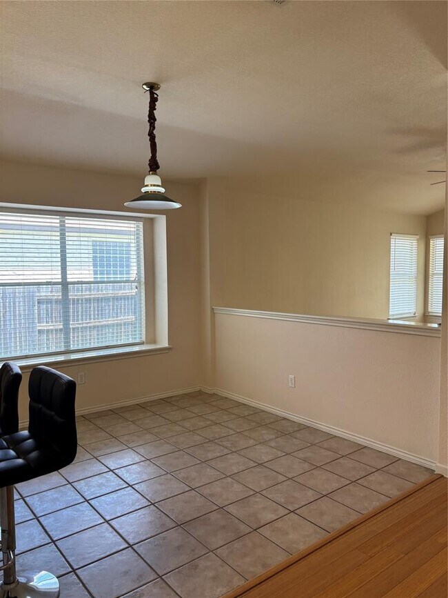 Building Photo - 1425 W Pflugerville Pkwy