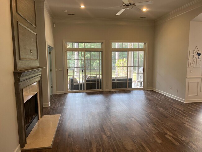 Building Photo - Charming 3BR Home in Rose Hill!