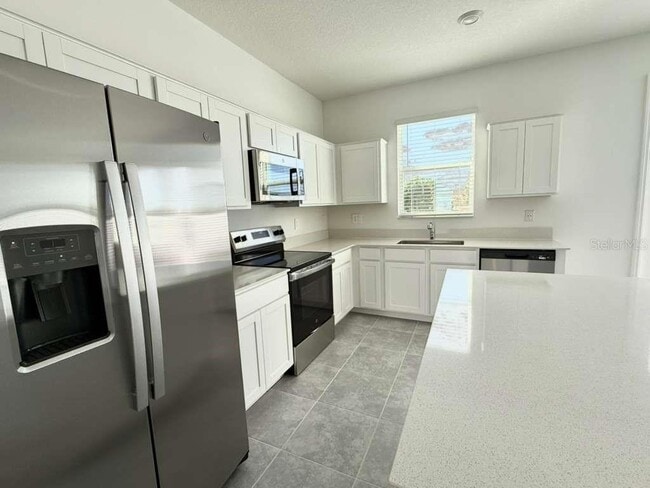 Building Photo - 120 Bogey Dr