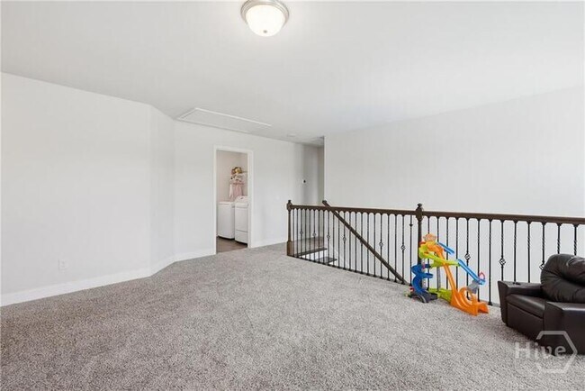 Building Photo - 188 Pitch Pt Trl
