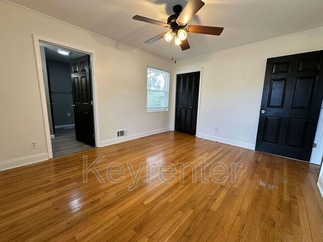 Building Photo - 138 Arkansas Ave