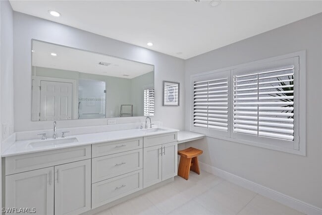 Building Photo - 714 Reef Point Cir