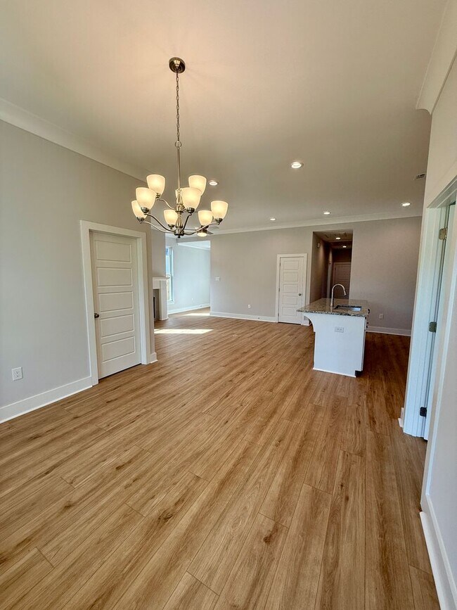 Building Photo - Must See! New 4/2 Home off Tiger Bend Rd. in Garden Hill Subdivision