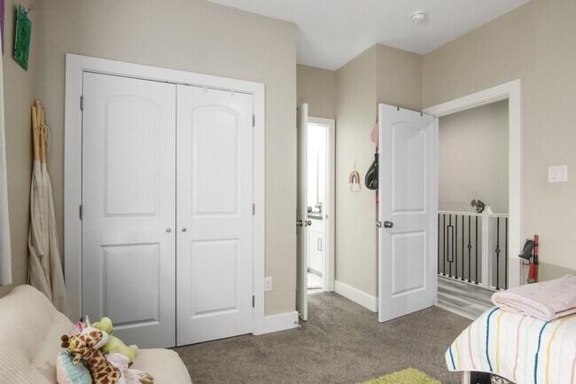 Building Photo - 5417 Texas St