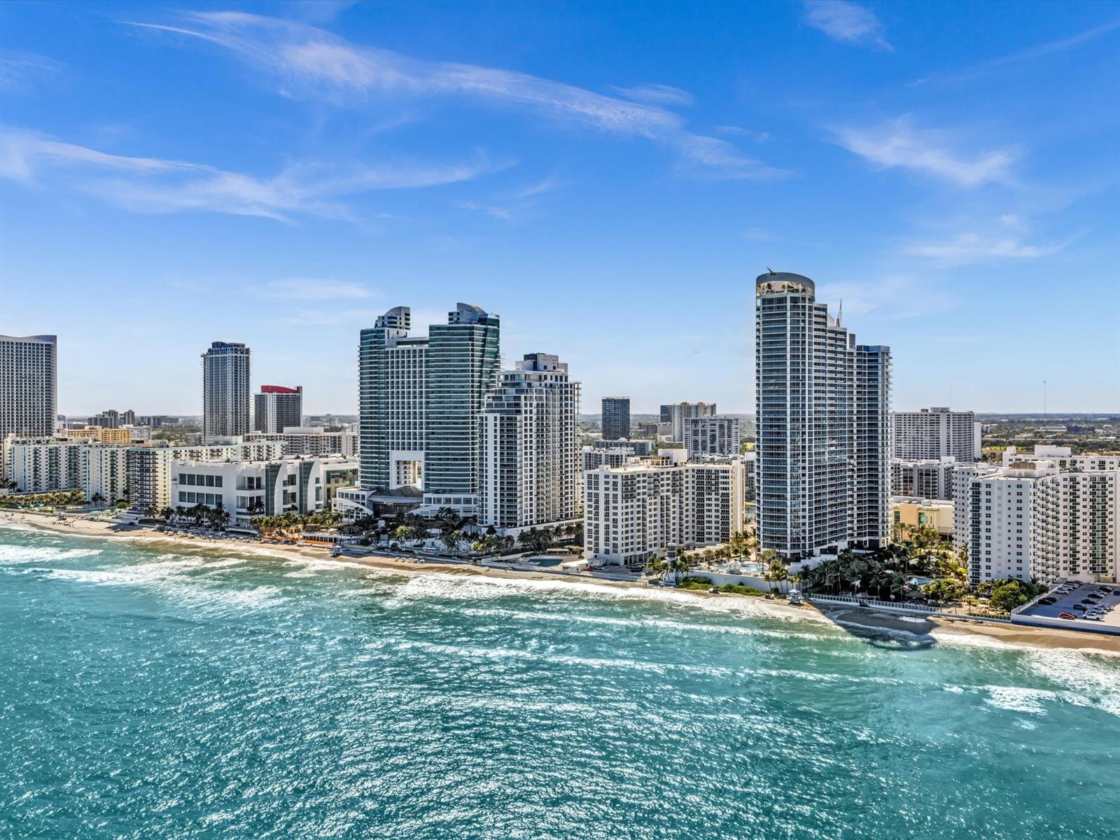Building Photo - 3001 S Ocean Dr