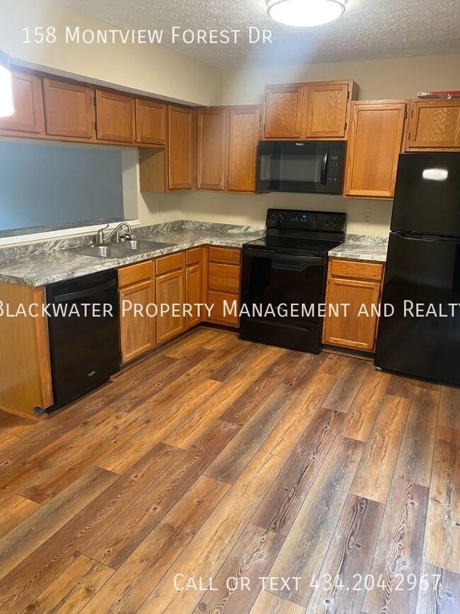 Building Photo - 158 Montview Forest Dr