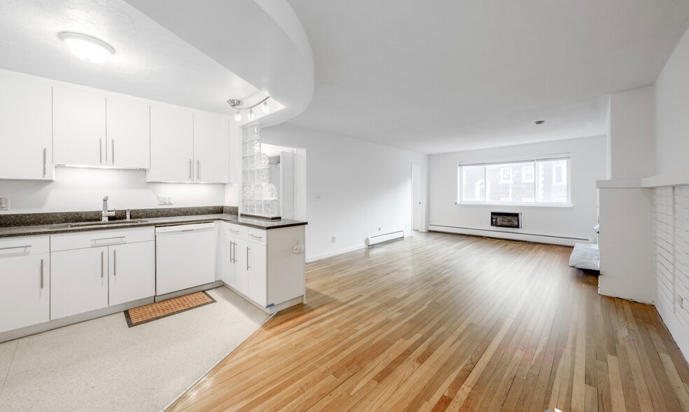 Building Photo - 7 Chauncy St