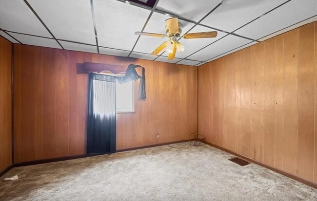 Building Photo - 1417 4th Ave