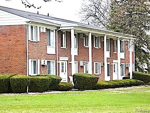 Primary Photo - 1795 Charlton Rd