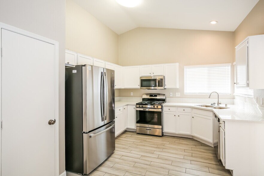 Building Photo - 601 Tobble Creek Ct