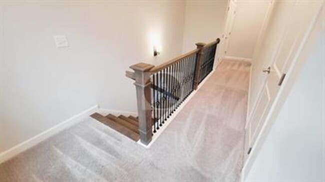 Building Photo - 2892 Boone Dr