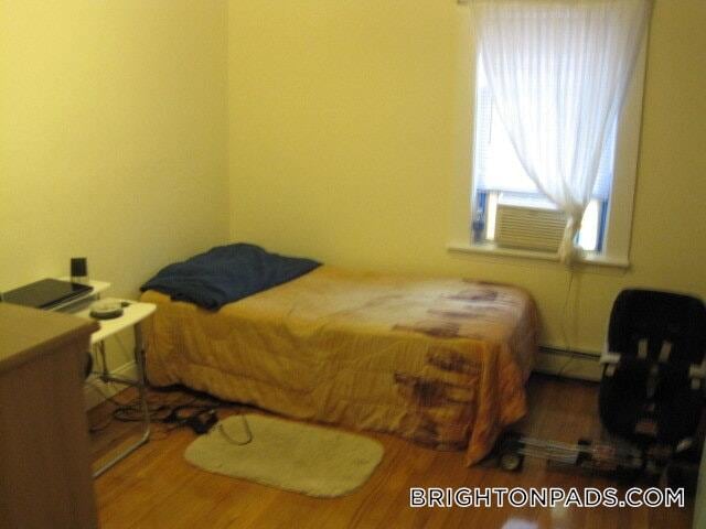 Building Photo - 345 Market St