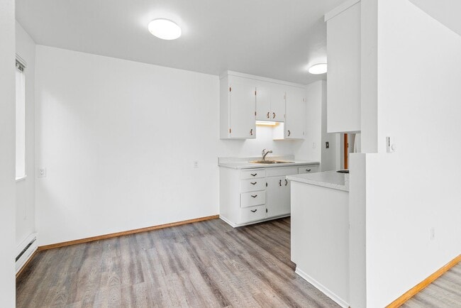 Building Photo - 5152