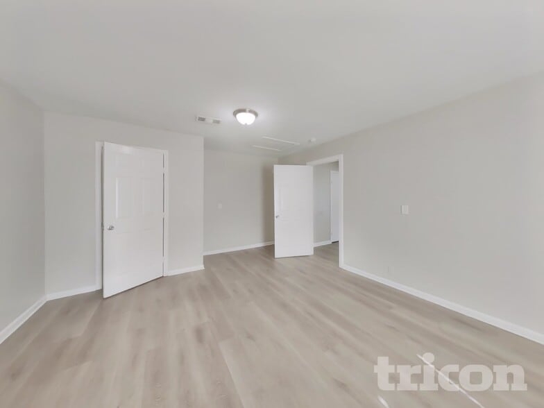 Building Photo - 623 Walston Ln