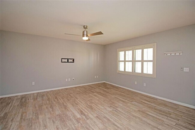 Building Photo - 6150 Gulfport Blvd S