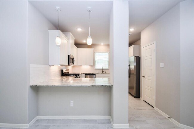 Building Photo - 1417 Sundown Gln Ln