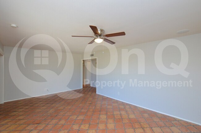 Building Photo - 1623 E Palmcroft Dr