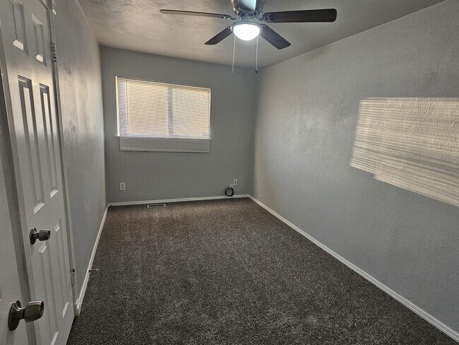 Building Photo - 1902 NW 39th St