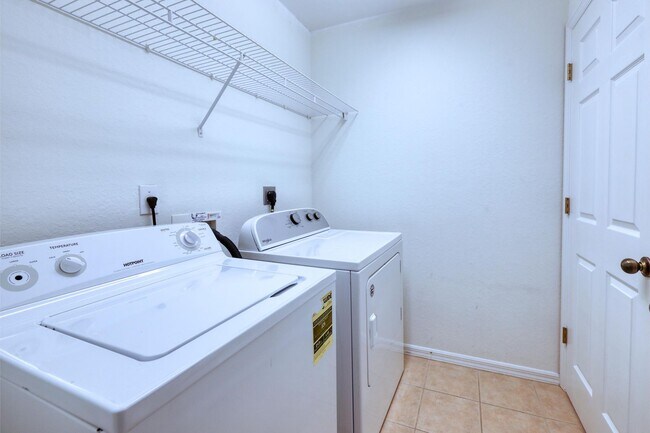 Building Photo - January Special offer 50% off First Month'...