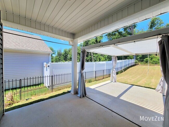 Building Photo - 1131 Staghorn Ave