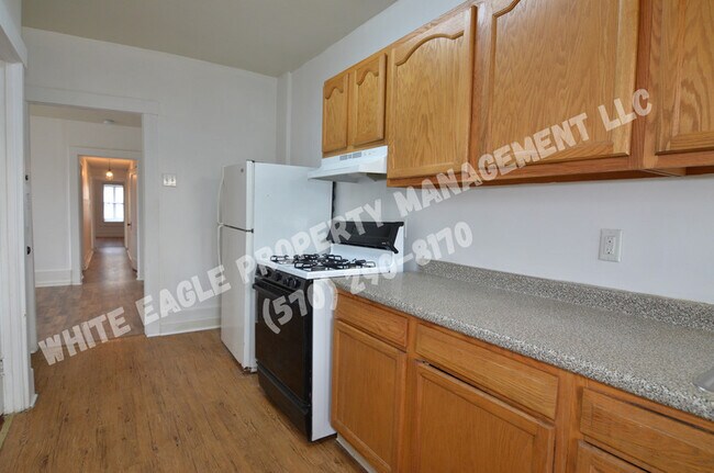 Building Photo - 738 Harrison Ave