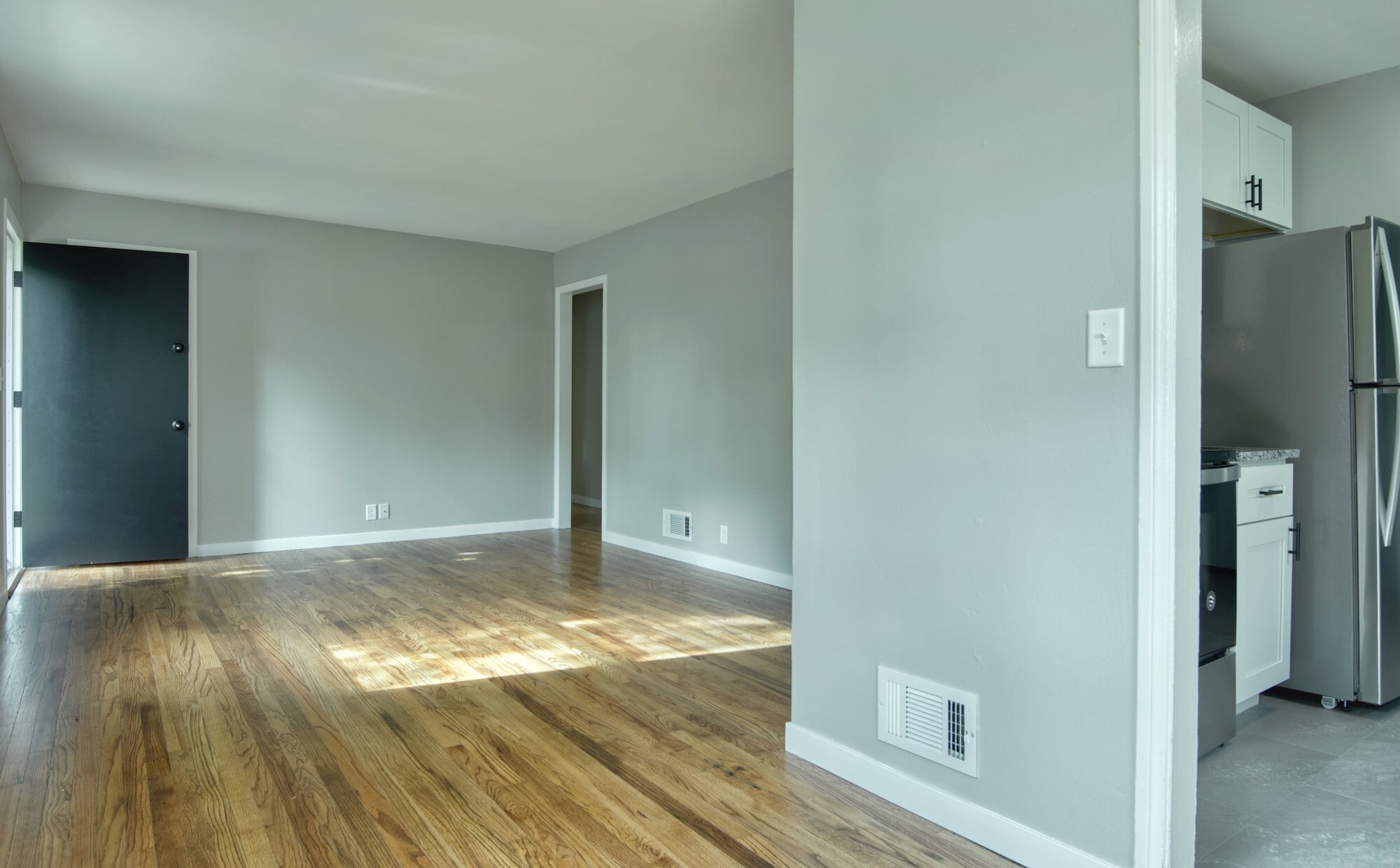 Living Area - 1012 N 77th Ave