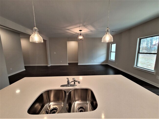 Building Photo - Home for Rent in New Market, AL!!! Available to View with 48 Hours Notice!