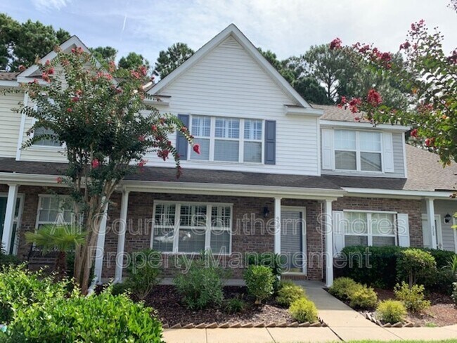 Primary Photo - 970 Palisade Cir