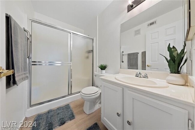 Building Photo - 3425 E Russell Rd