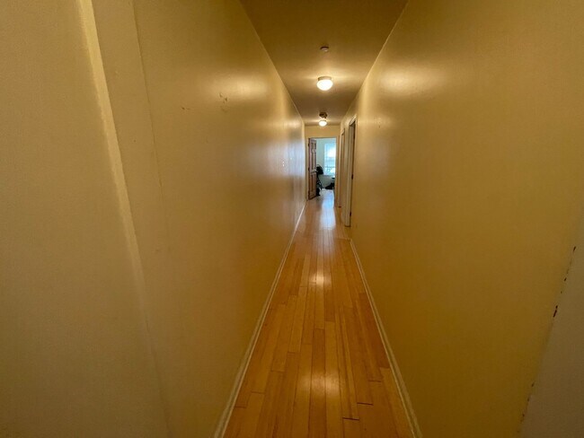 Building Photo - 1526 N 17th St