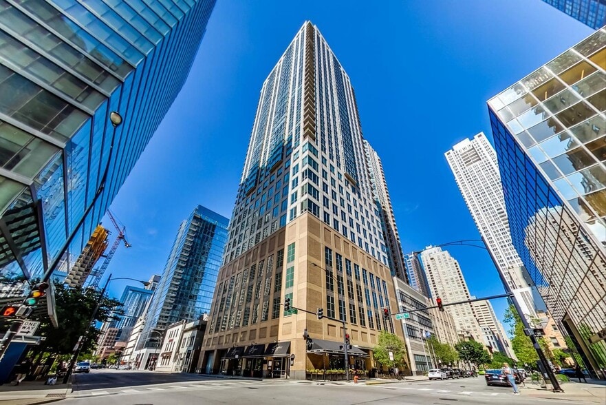 Building Photo - 2 E Erie St