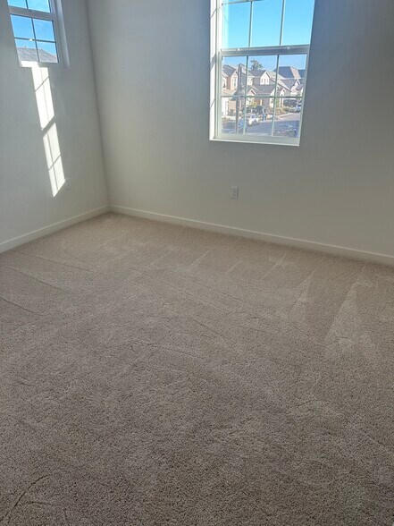 Building Photo - 5481 Dunnigan Hills Ln