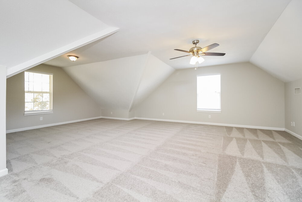 Building Photo - 2819 Weybridge Dr