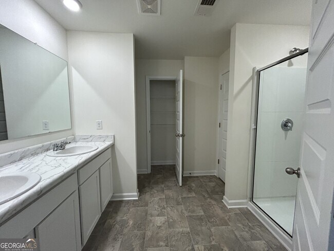 Building Photo - 1413 Barzona Wy