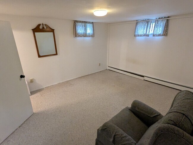 Building Photo - 29 Ridgecrest Rd