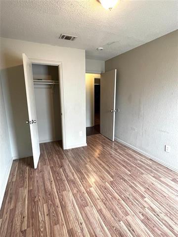 Building Photo - 725 Kingston Dr