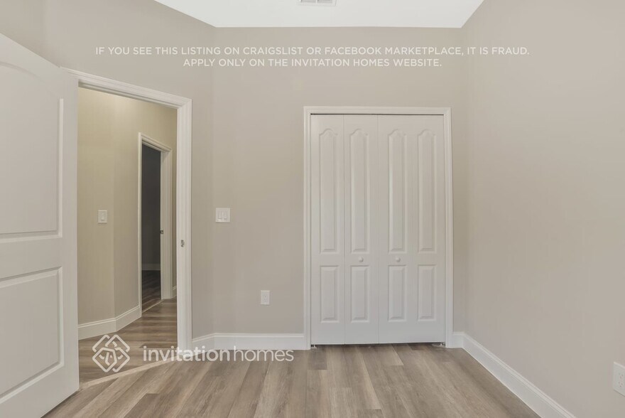 Building Photo - 7945 Riffle Ln