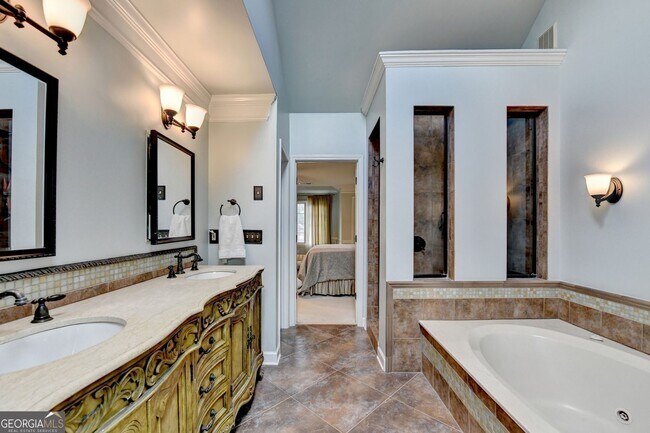 Building Photo - 2611 Briers N Dr