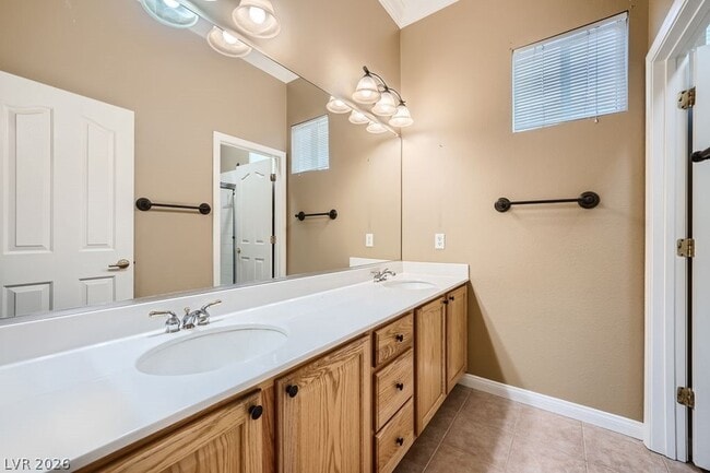 Building Photo - 10271 Bark Pine Ct