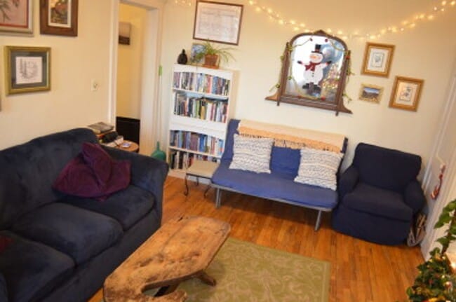 Building Photo - 1 Bedroom in Allston Village, Heat and hot water included